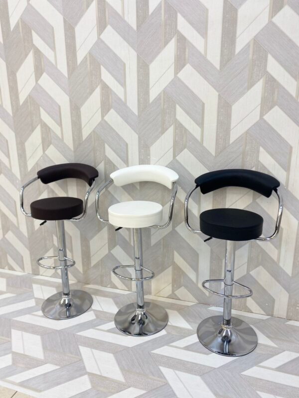 circle back chair